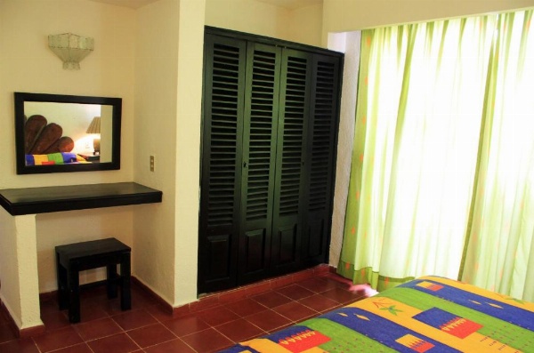 Suites Plaza del Rio image 14