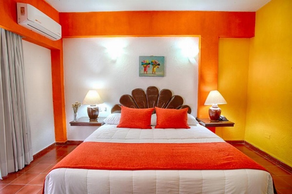 Suites Plaza del Rio image 8